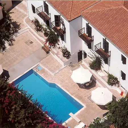 Hotel Retreat 3*