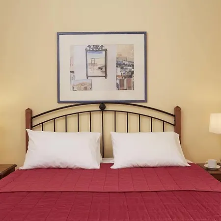 Hotel Retreat Spetses Town