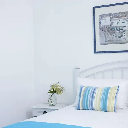 Retreat 3* Spetses Town