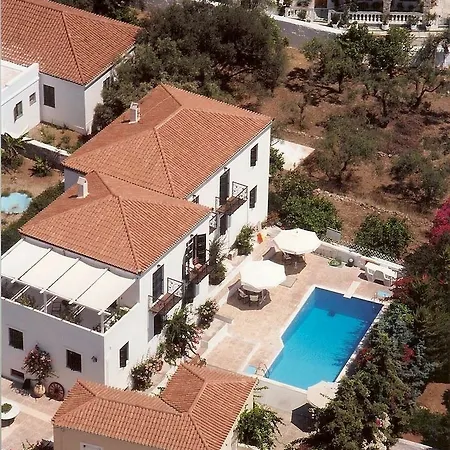 Retreat Spetses Town